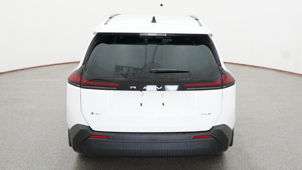 New 2026 Ice Cap Toyota XLE Premium image 14