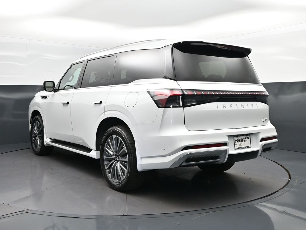 New 2026 RADIANT WHITE INFINITI Luxe 2WD image 5