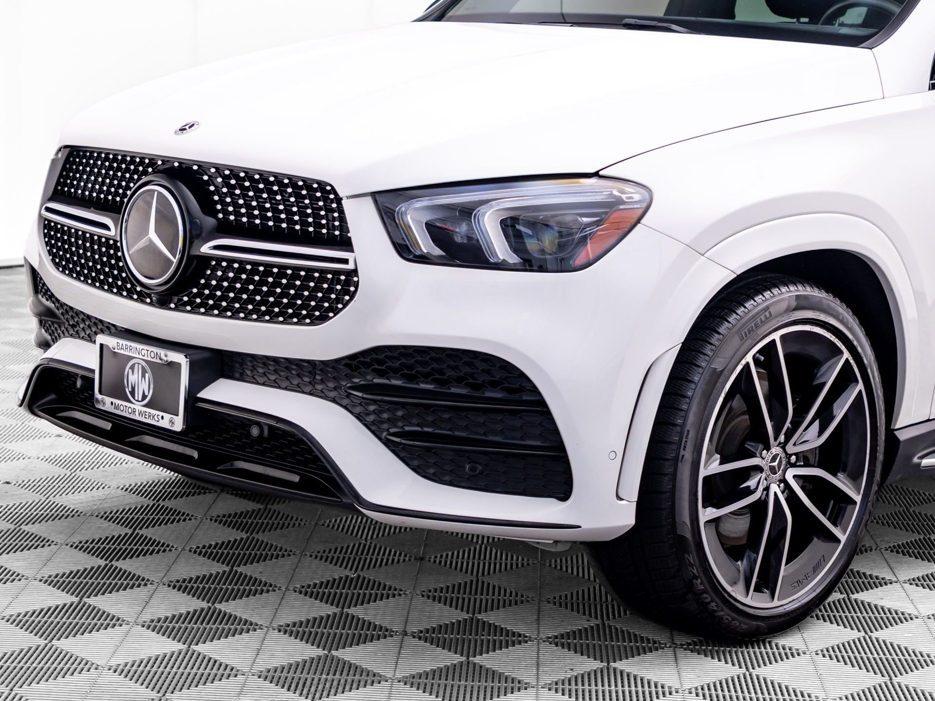 Used 2023 White Mercedes-Benz GLE 580 image 39