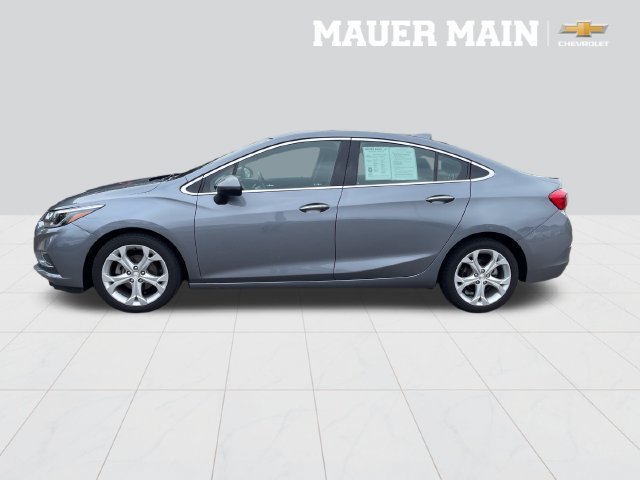 Used 2018 Chevrolet Cruze Premier with VIN 1G1BF5SM5J7232034 for sale in Anoka, Minnesota