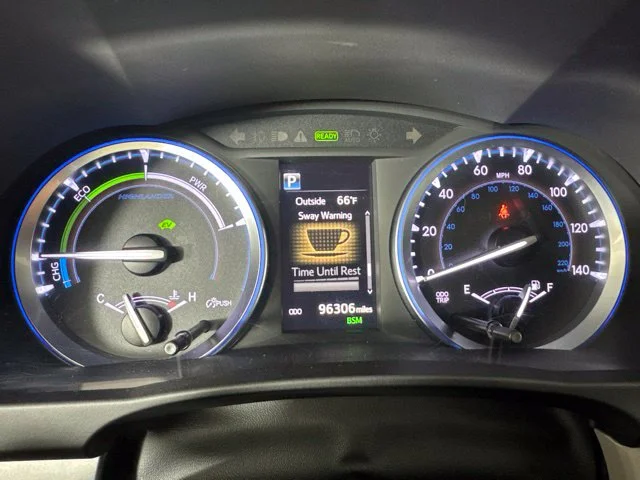 Certified Used 2018 Shoreline Mist Toyota XLE image 18