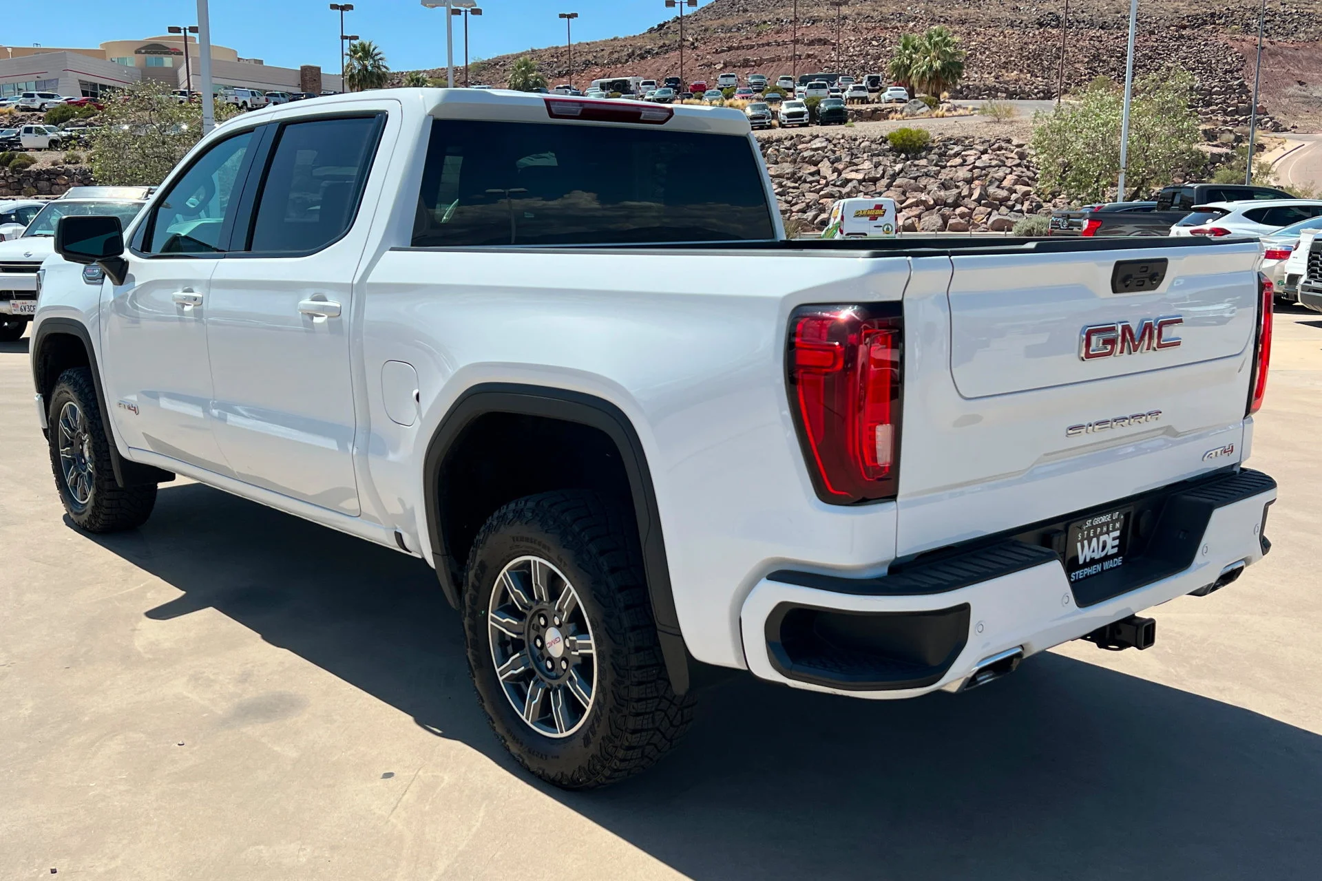 Used 2025 Summit White GMC AT4 image 3