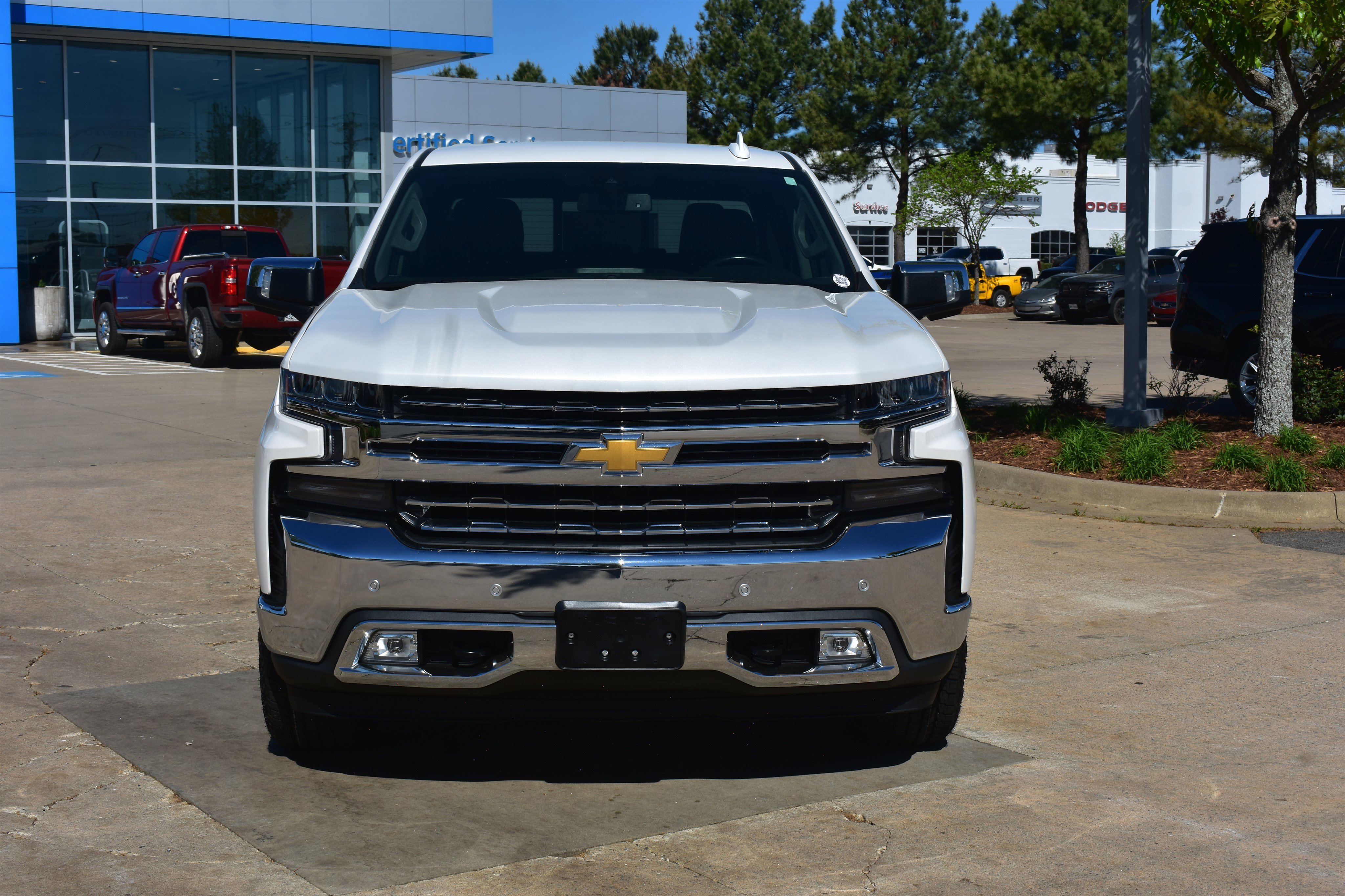 Used 2019 Chevrolet Silverado 1500 LTZ with VIN 1GCUYGED4KZ157687 for sale in Little Rock