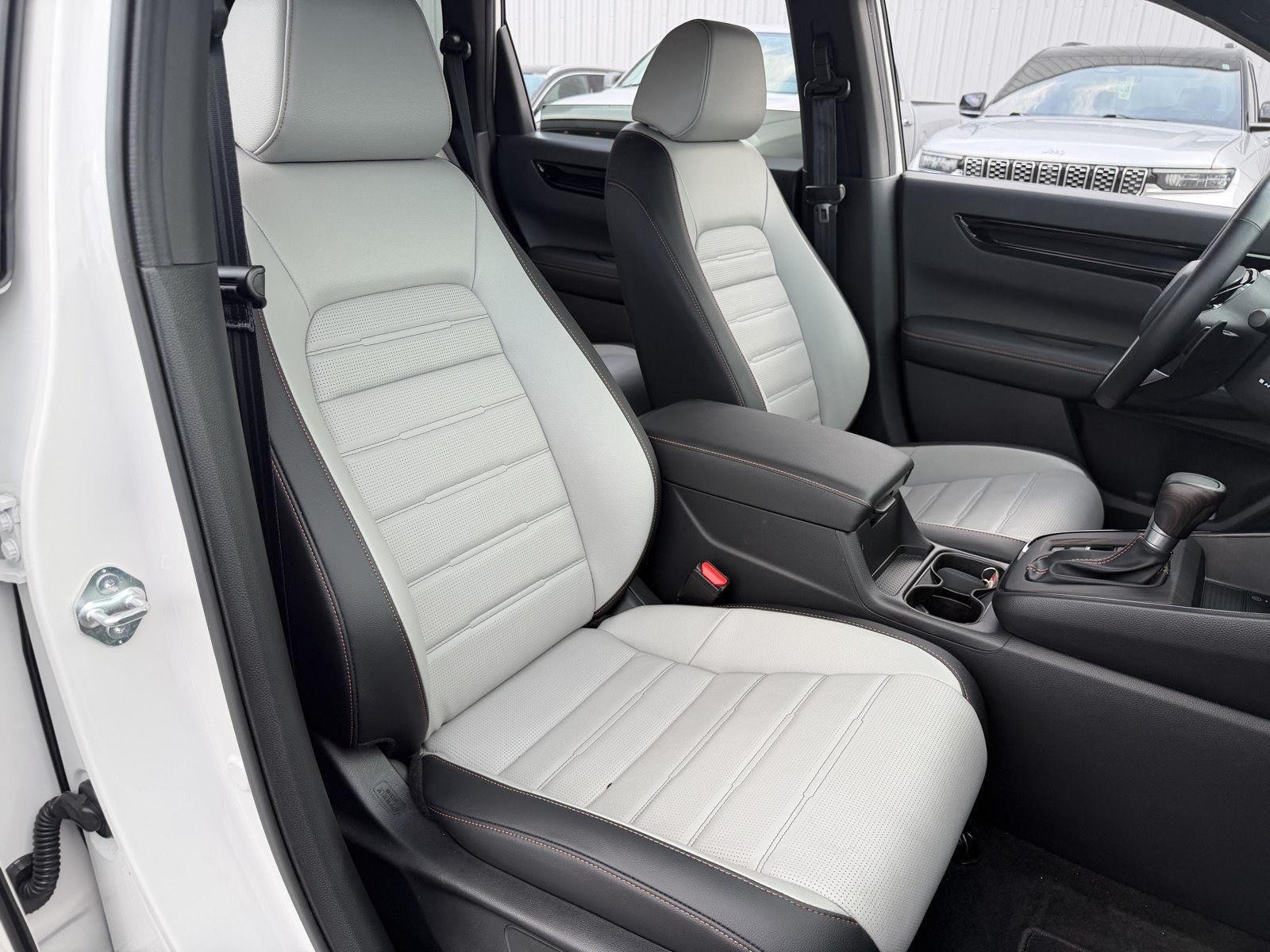 Used 2026 Platinum White Pearl Honda Sport Touring image 22