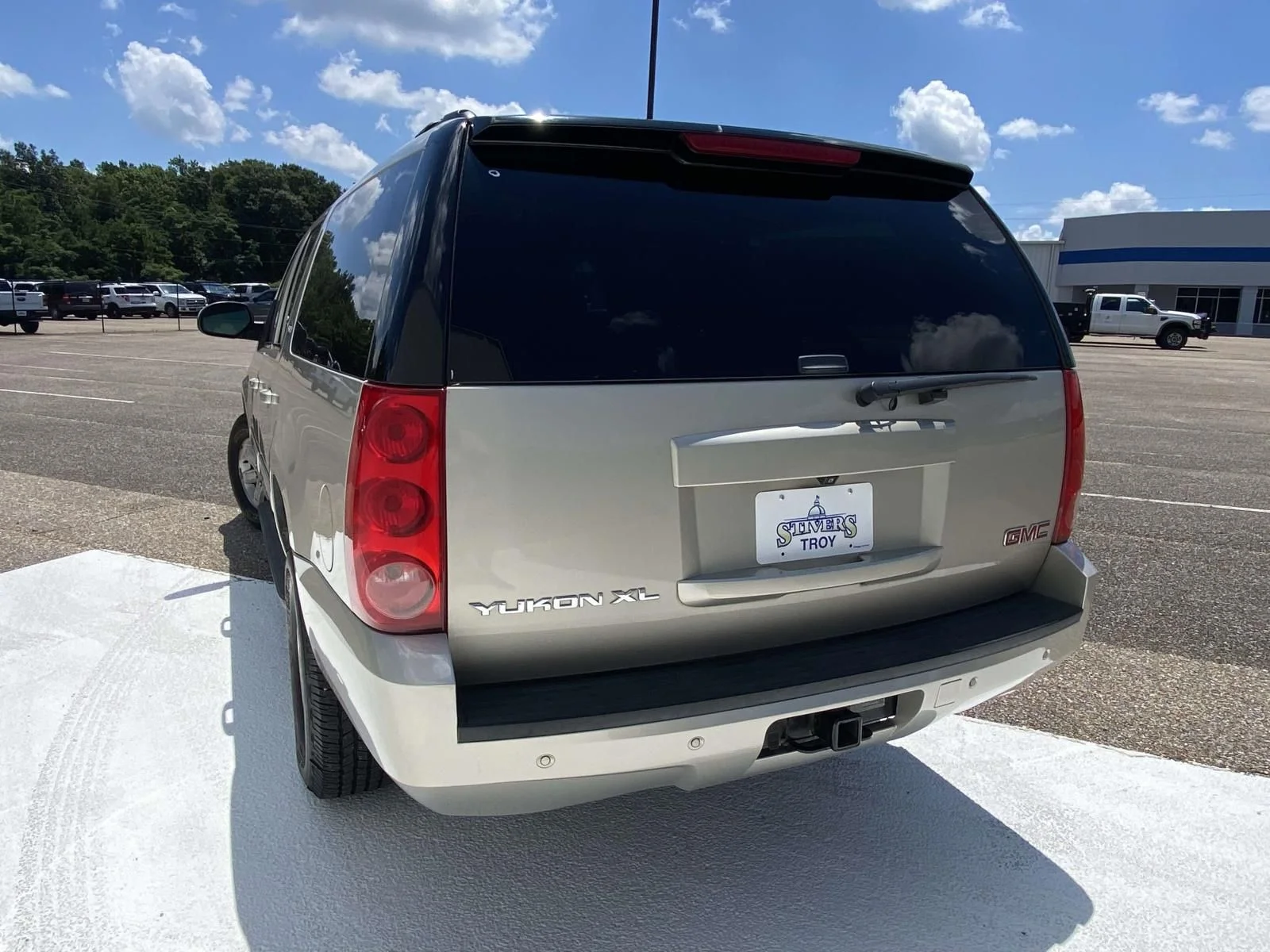 Used 2013 Gold GMC SLT 1500 image 5