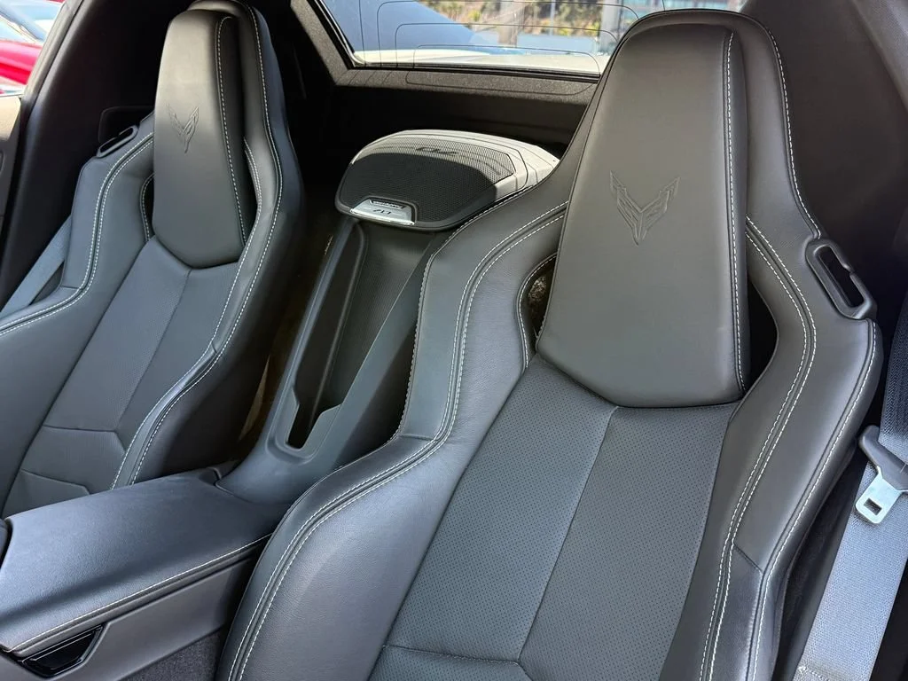 Used 2023 SILVER FLARE METALLIC Chevrolet 1LT image 23