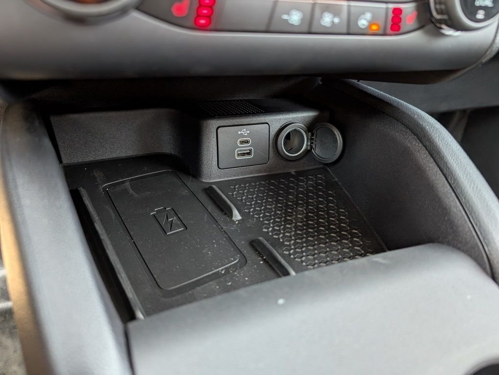 Used 2024 Gray Ford Badlands image 36