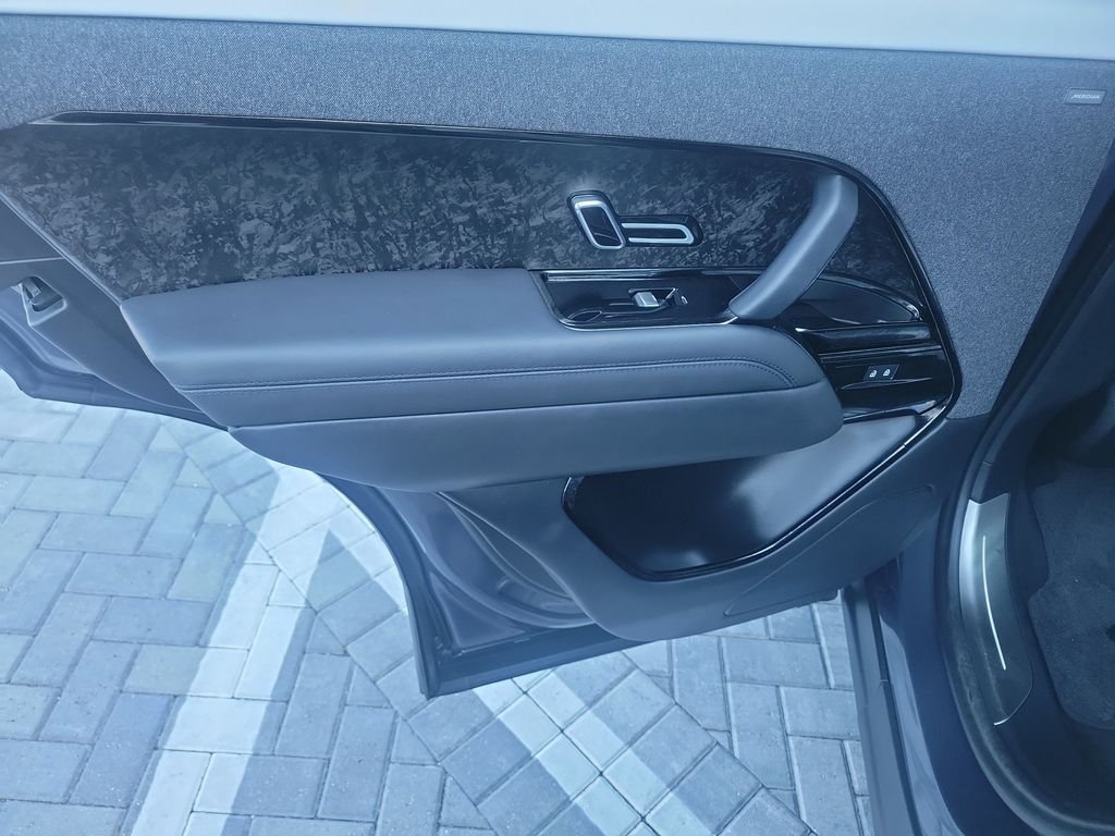 Certified Used 2023 Blue Land Rover SE Dynamic image 22