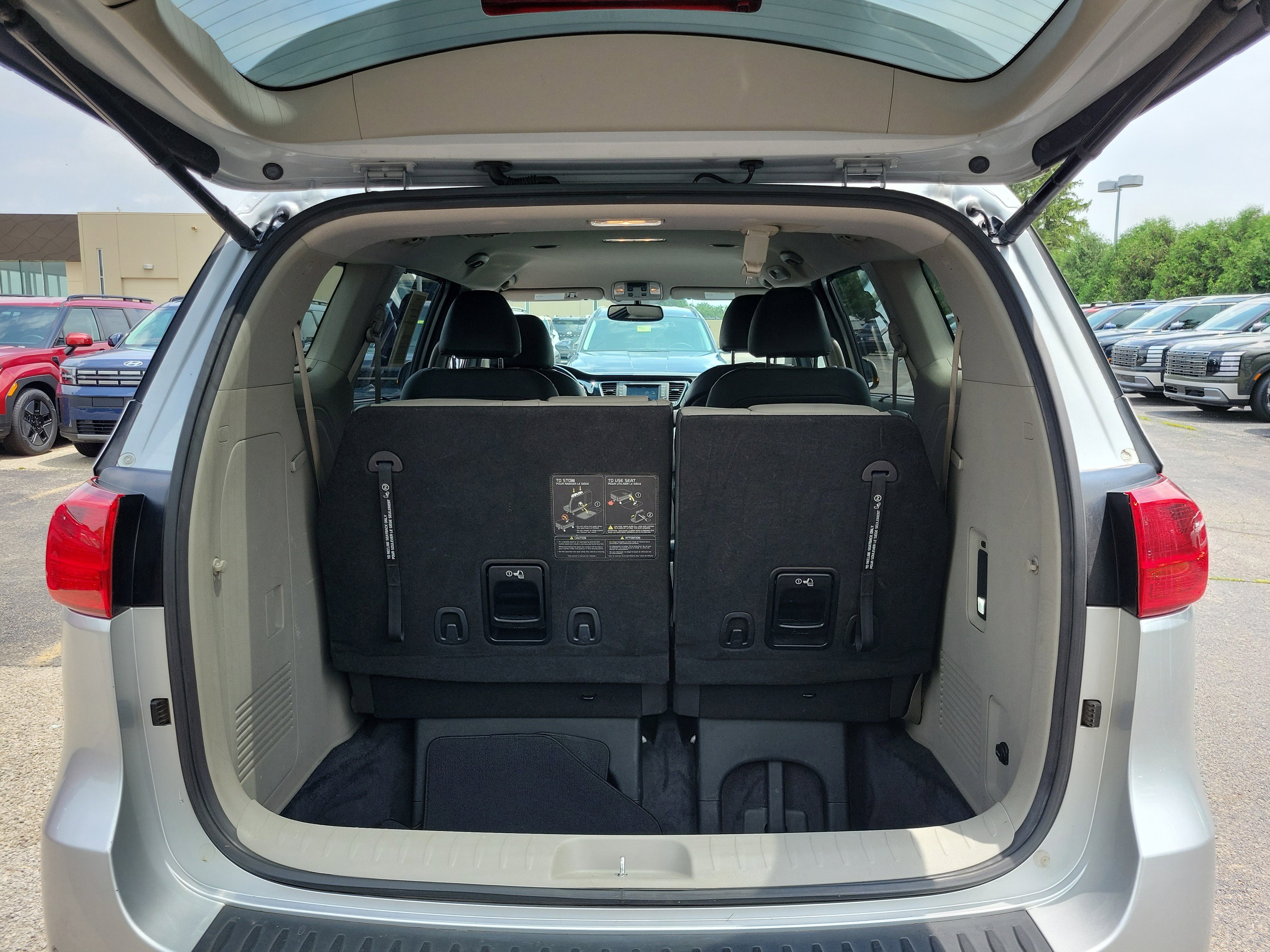 Used 2017 Bright Silver Kia EX image 8