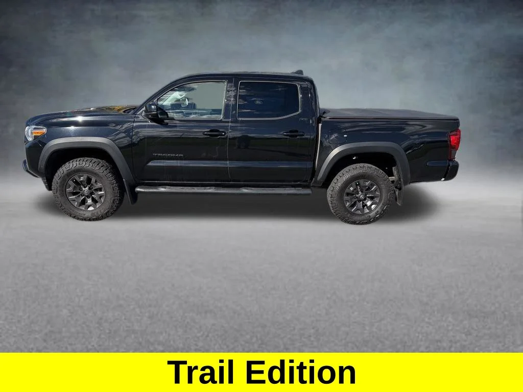 Used 2021 Black Toyota SR5 image 3