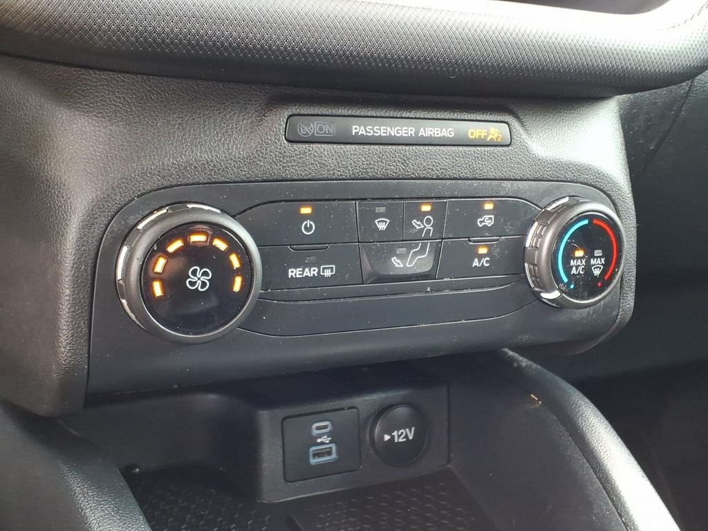 Used 2022 Oxford White Ford Base image 11