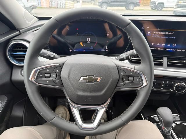 Used 2026 Summit White Chevrolet LT image 22