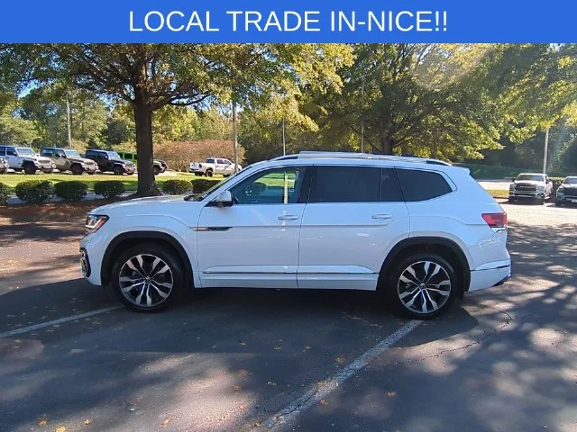 Used 2023 White Volkswagen 3.6L V6 SEL Premium R-Line image 2