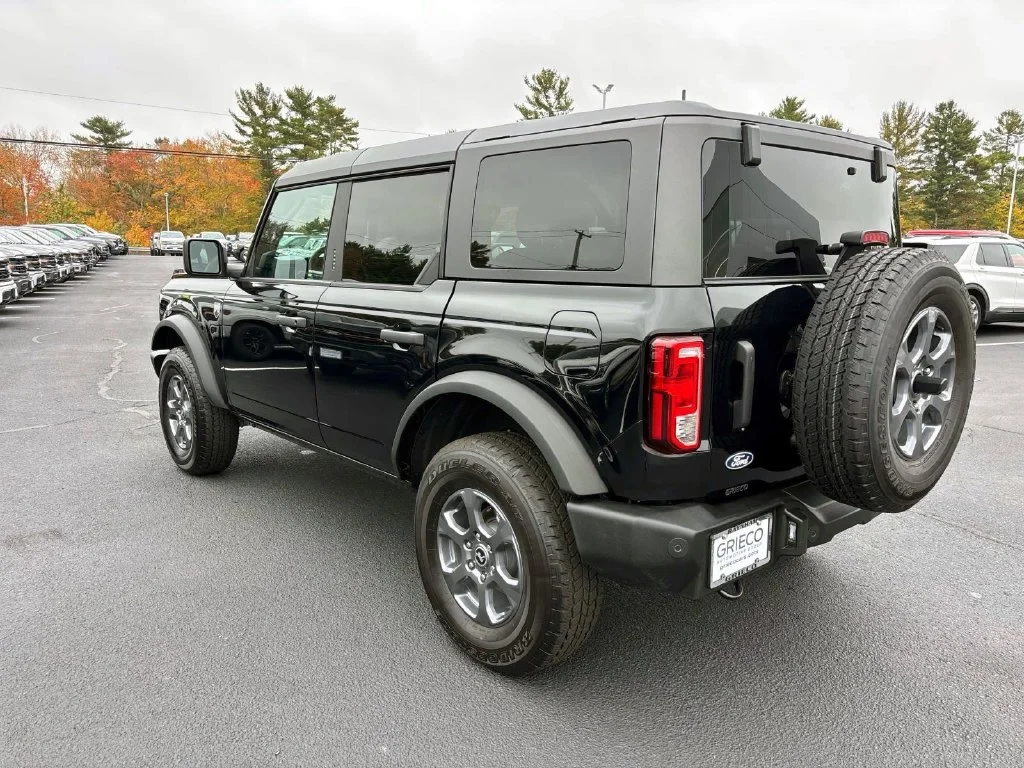 Used 2026 Shadow Black Ford Big Bend image 5