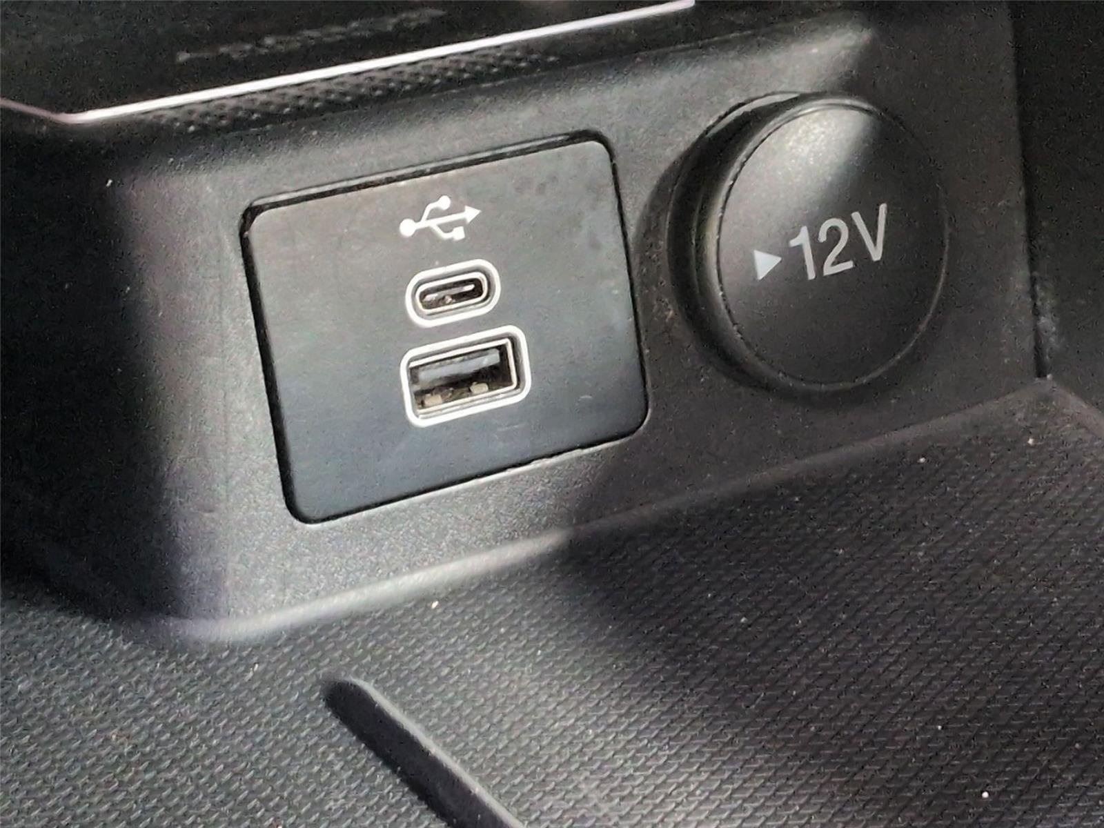 Used 2024  Ford ST-Line image 26