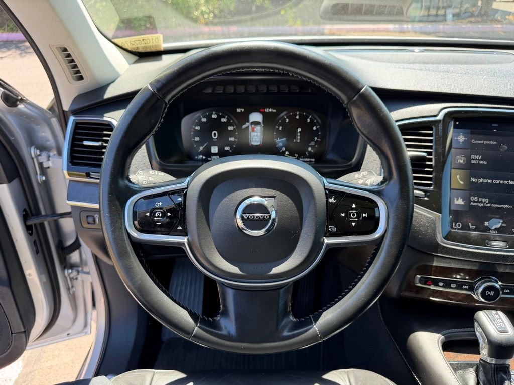 Used 2017 Bright Silver Metallic Volvo T6 Momentum image 19