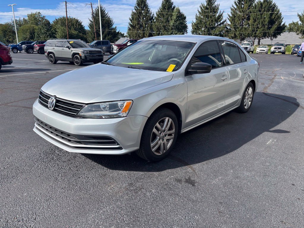 Used 2015 Reflex Silver Metallic Volkswagen 2.0L S image 2