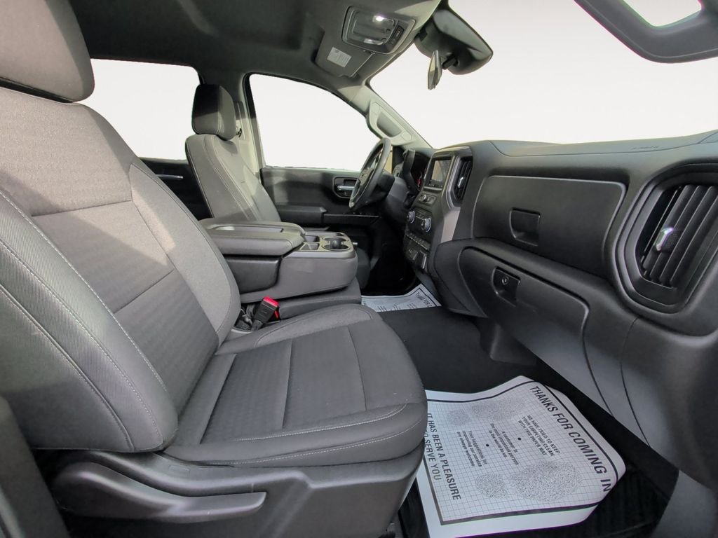 Used 2023 Gray Chevrolet Custom image 18