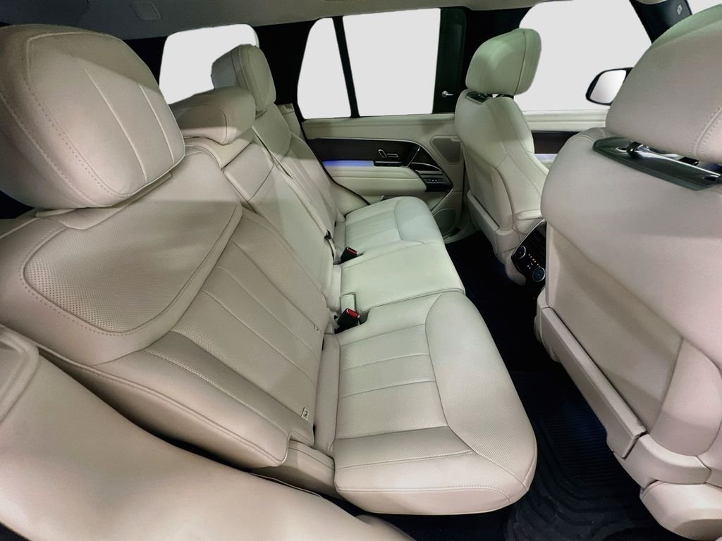 Certified Used 2025 White Land Rover SE image 28