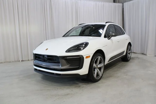 Used 2023 White Porsche T image 33