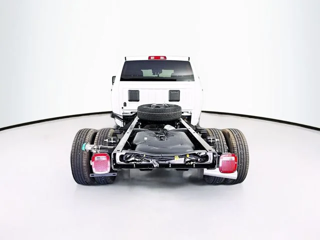 New 2026 Bright White Clear-Coat Exterior Paint RAM TRADESMAN Chassis Cab image 6