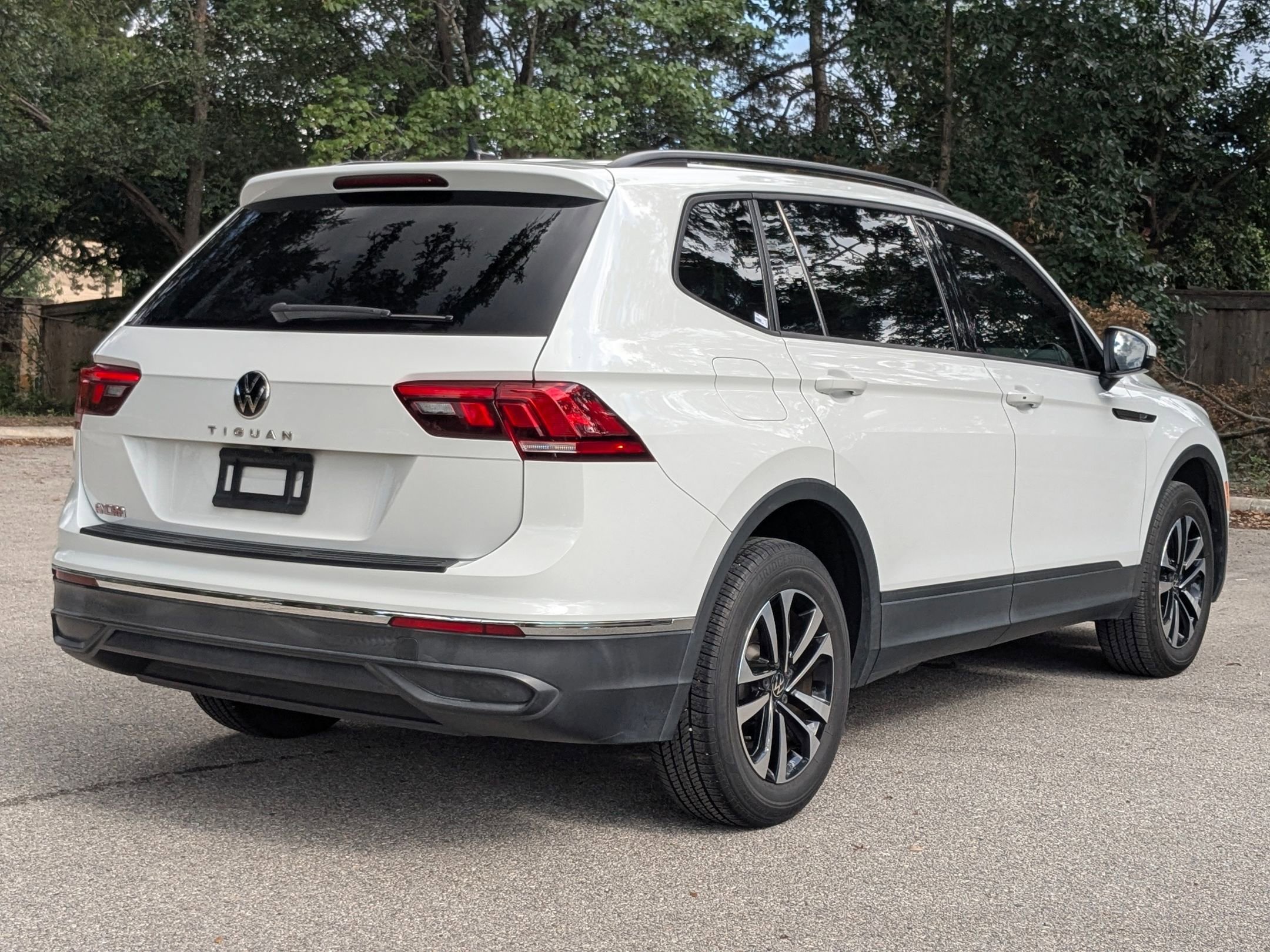 Certified Used 2022 White Volkswagen S image 4