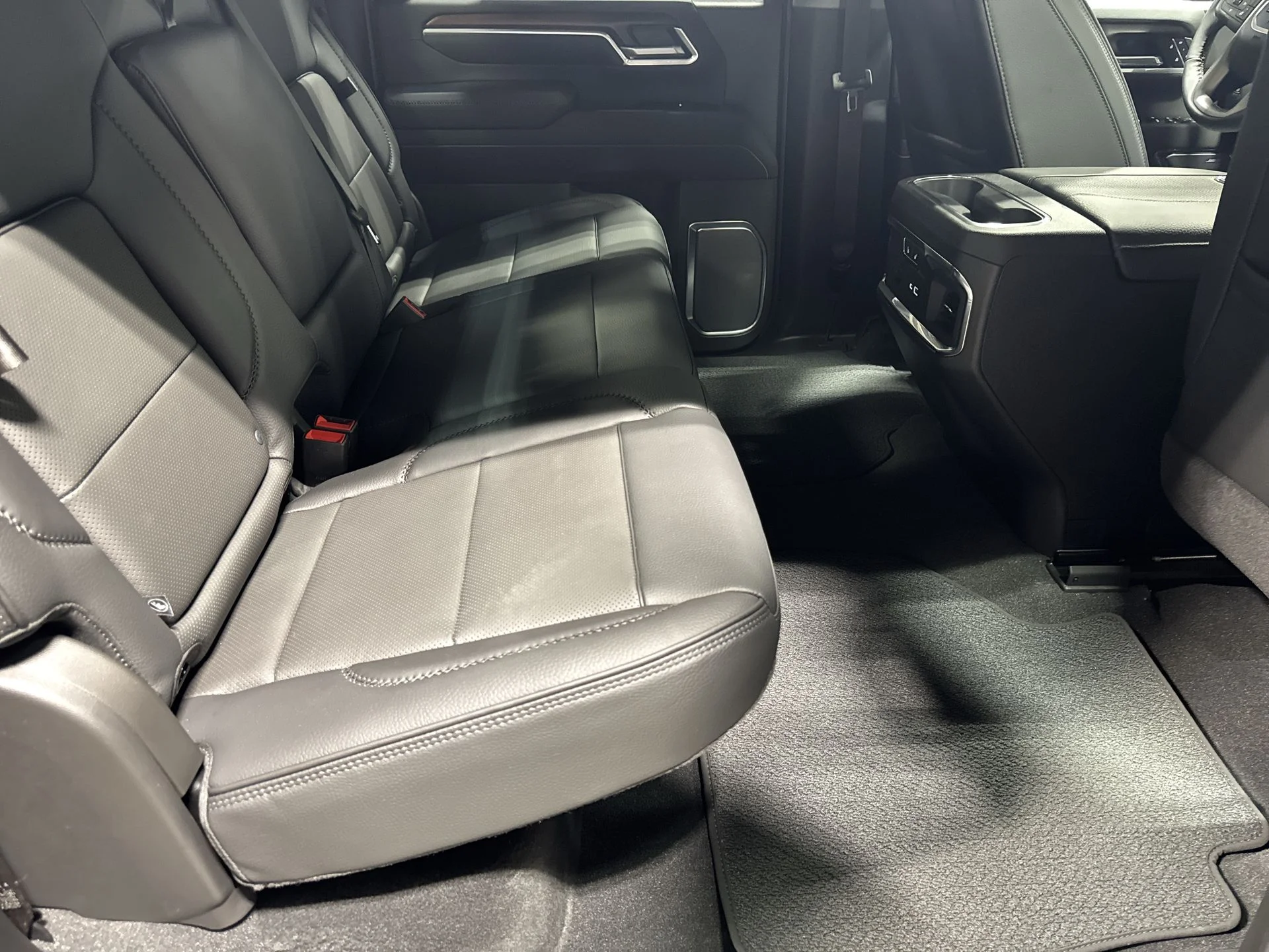 2026 GMC Sierra 3500HD Denali - Photo 65