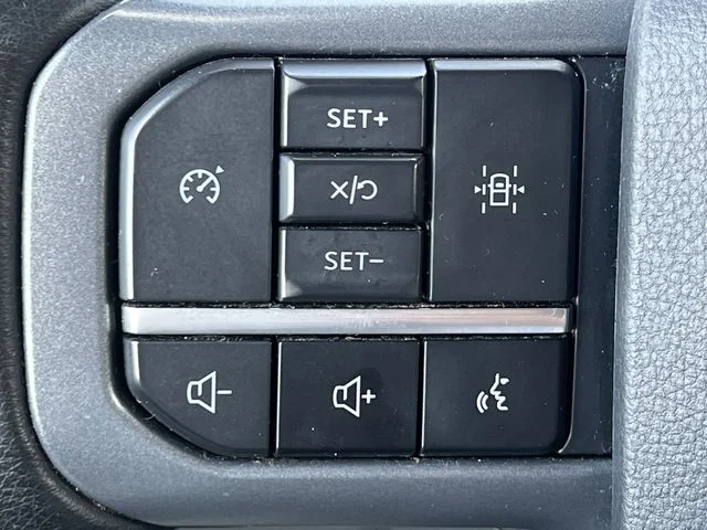 Certified Used 2024 Oxford White Ford XLT image 19