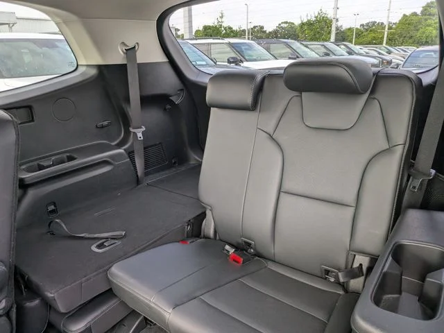 Used 2024 Silver Kia S image 16