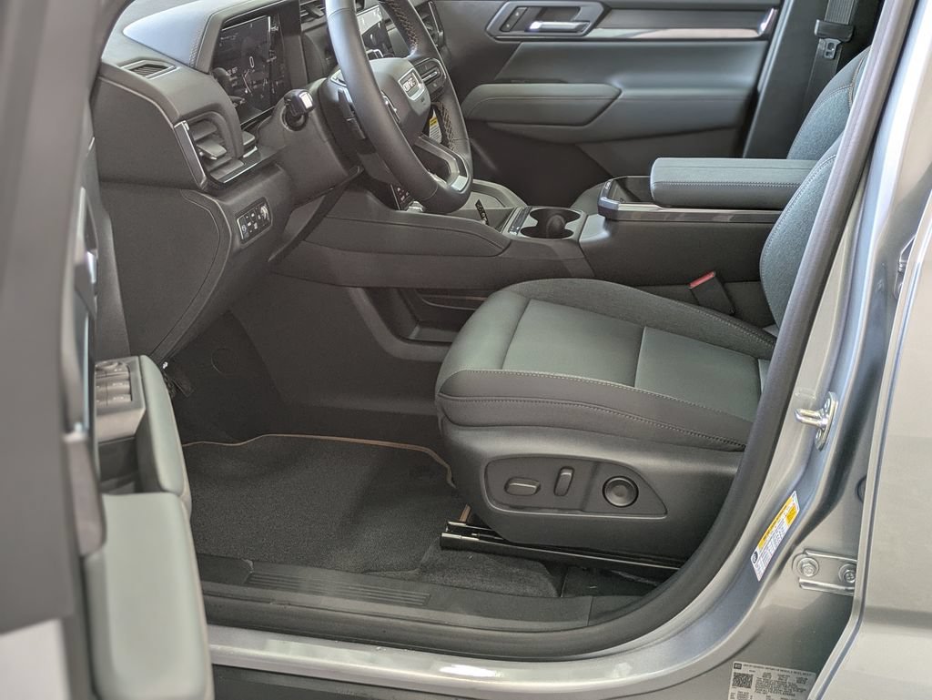 2026 GMC Terrain AT4 - Photo 5