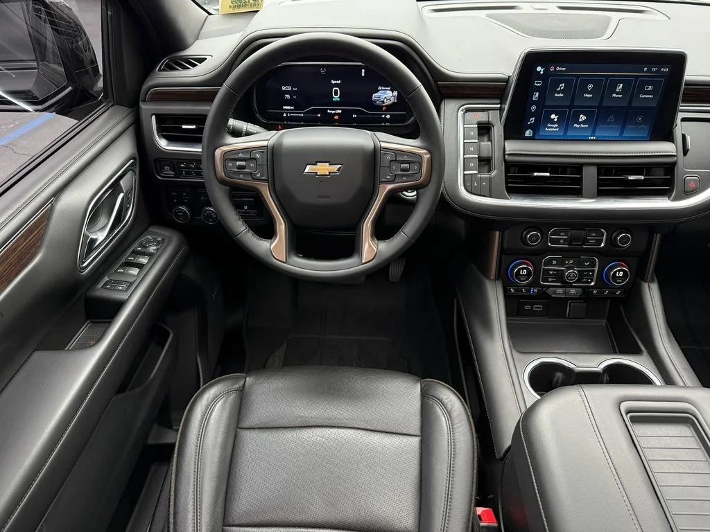 Used 2024 Black Chevrolet High Country image 21
