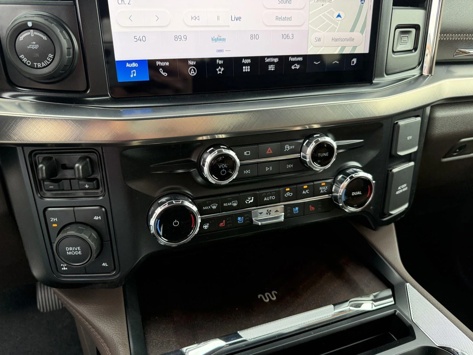 New 2026 Glacier Gray Metallic Tri-Coat Ford F-250® King Ranch® image 21