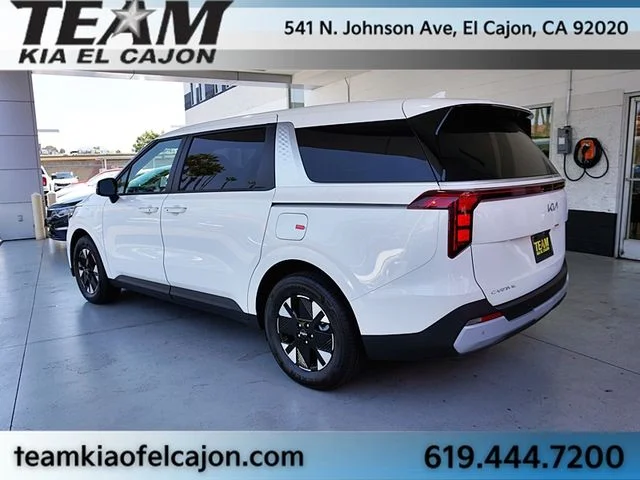 New 2026 White Kia LXS image 8