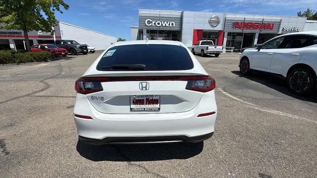 Used 2024 White Honda EX-L image 5