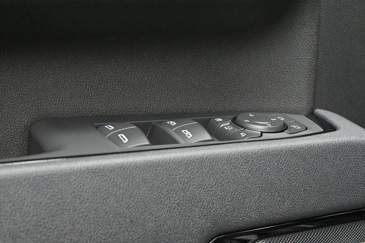 Used 2025 Onyx Black GMC AT4 image 12