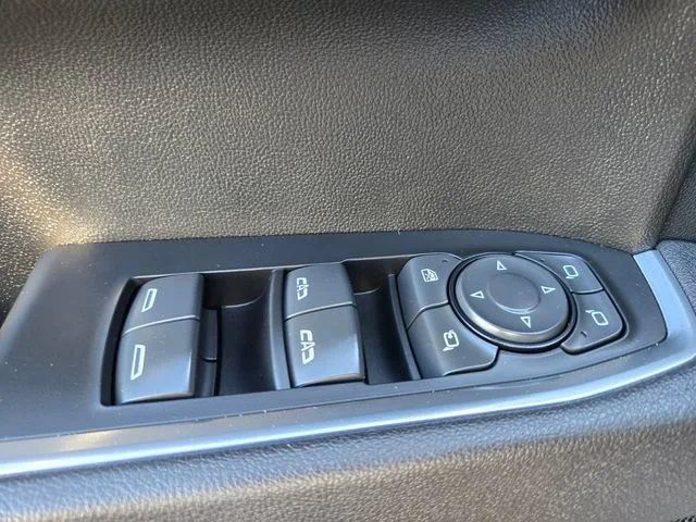 Used 2025 Sterling Metallic GMC SLT image 35