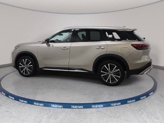 Used 2022 Warm Titanium INFINITI Sensory image 9