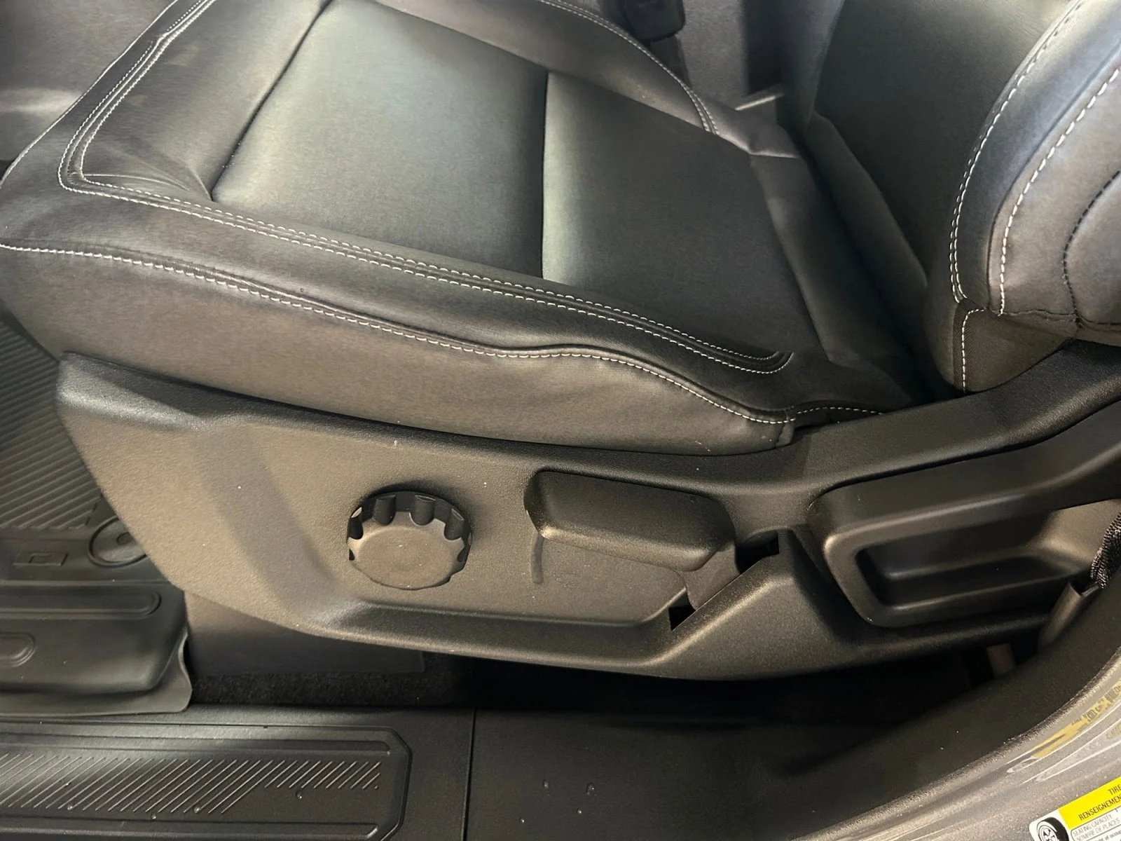New 2026 Carbonized Grey Metallic Ford Big Bend image 14