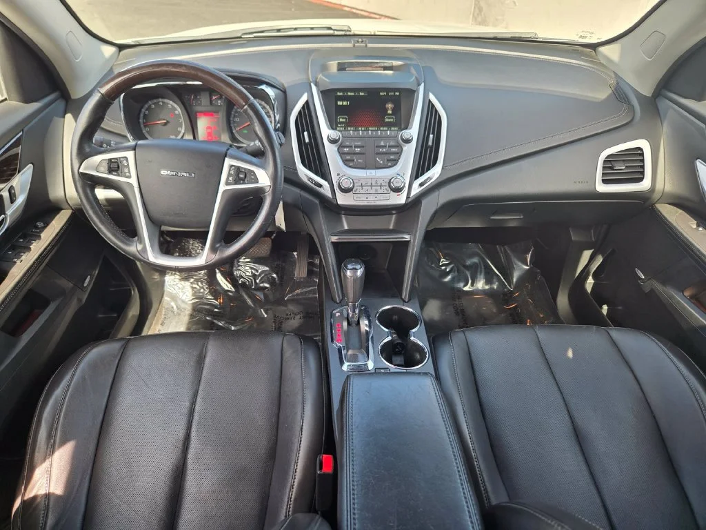 Used 2016 White Frost GMC Denali image 13