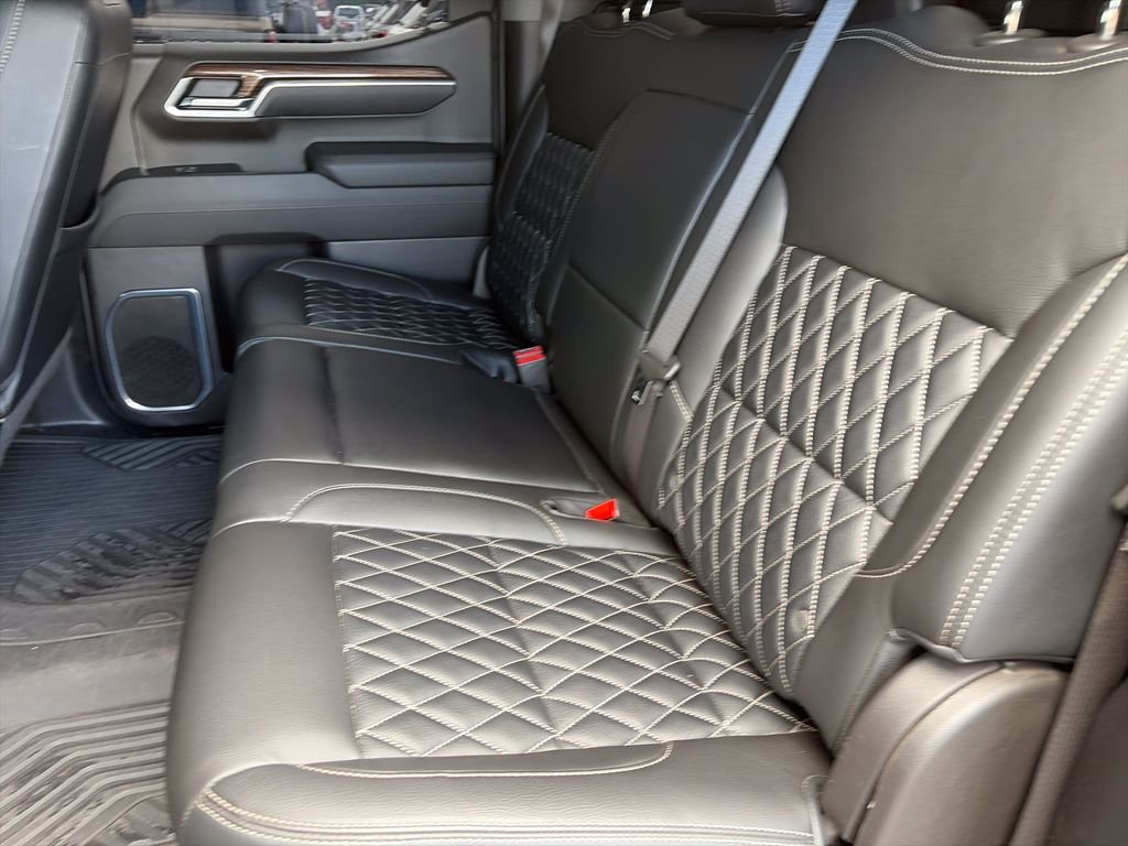 Used 2025 Gray Chevrolet RST image 33