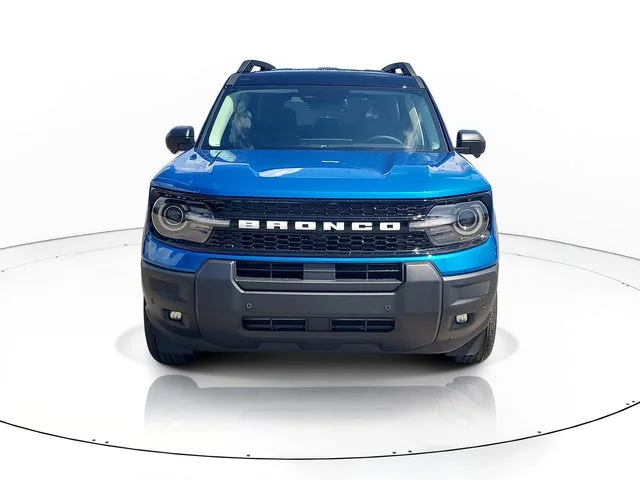 New 2026 Blue Metallic Ford Outer Banks image 2