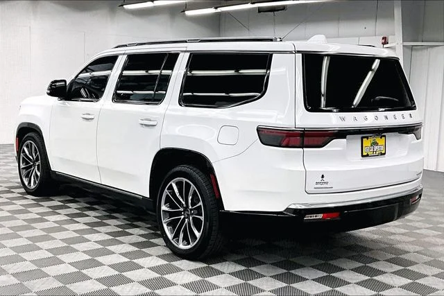 Used 2023 Bright White Clearcoat Jeep Series III image 2