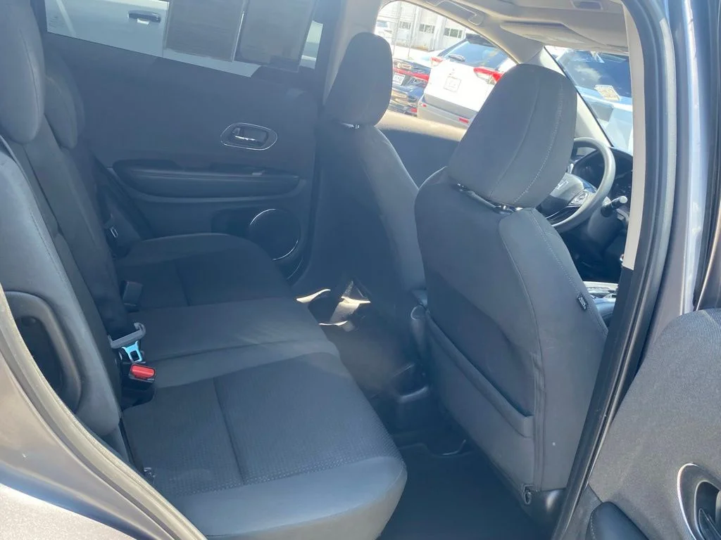 Used 2019  Honda EX image 16