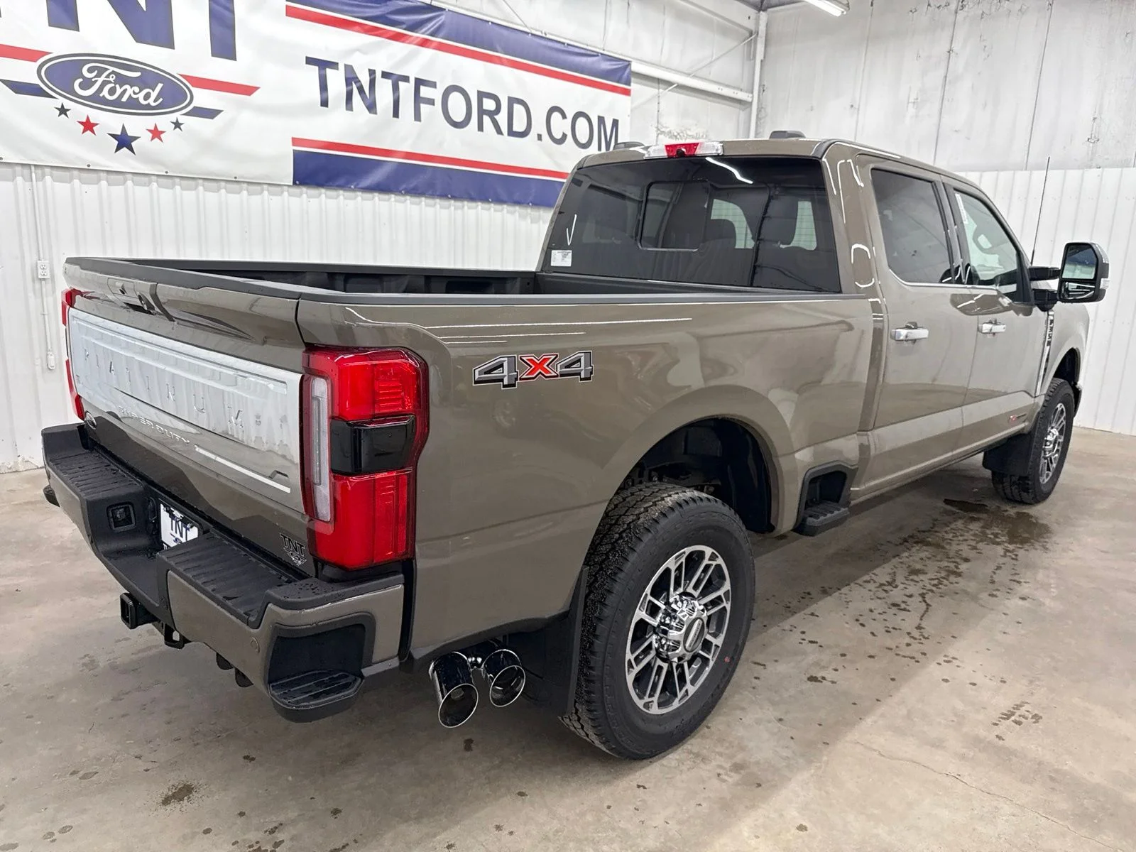 New 2026 Gray Ford Platinum image 11