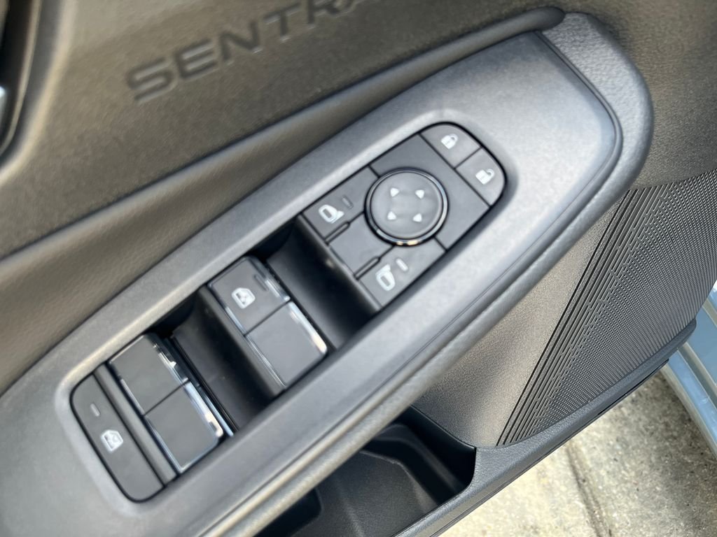 New 2026 Atlantic Gray Metallic Nissan SV image 12