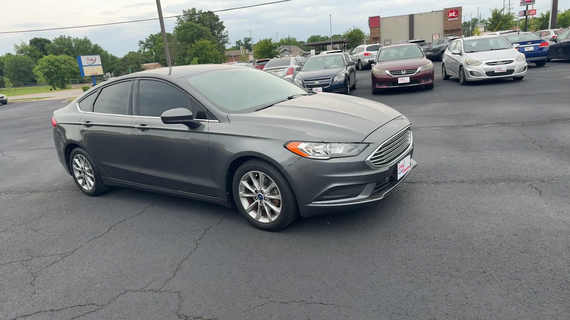 Used 2017 Gray Ford SE image 3