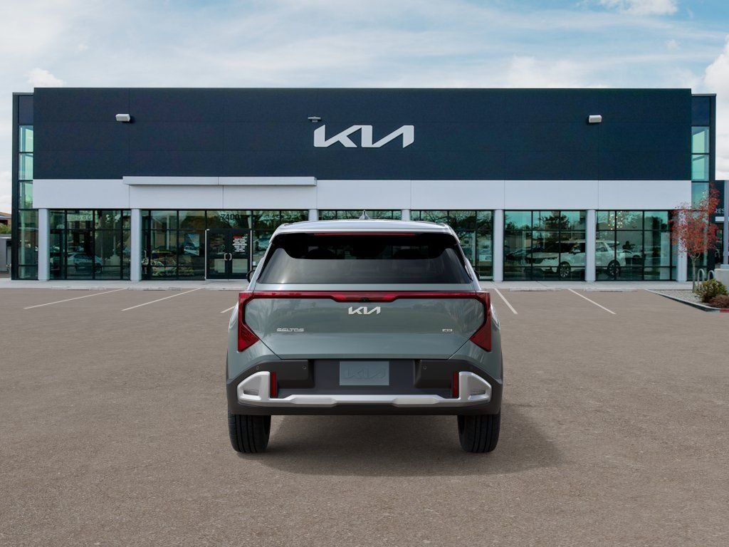 New 2027 Green Kia EX image 5