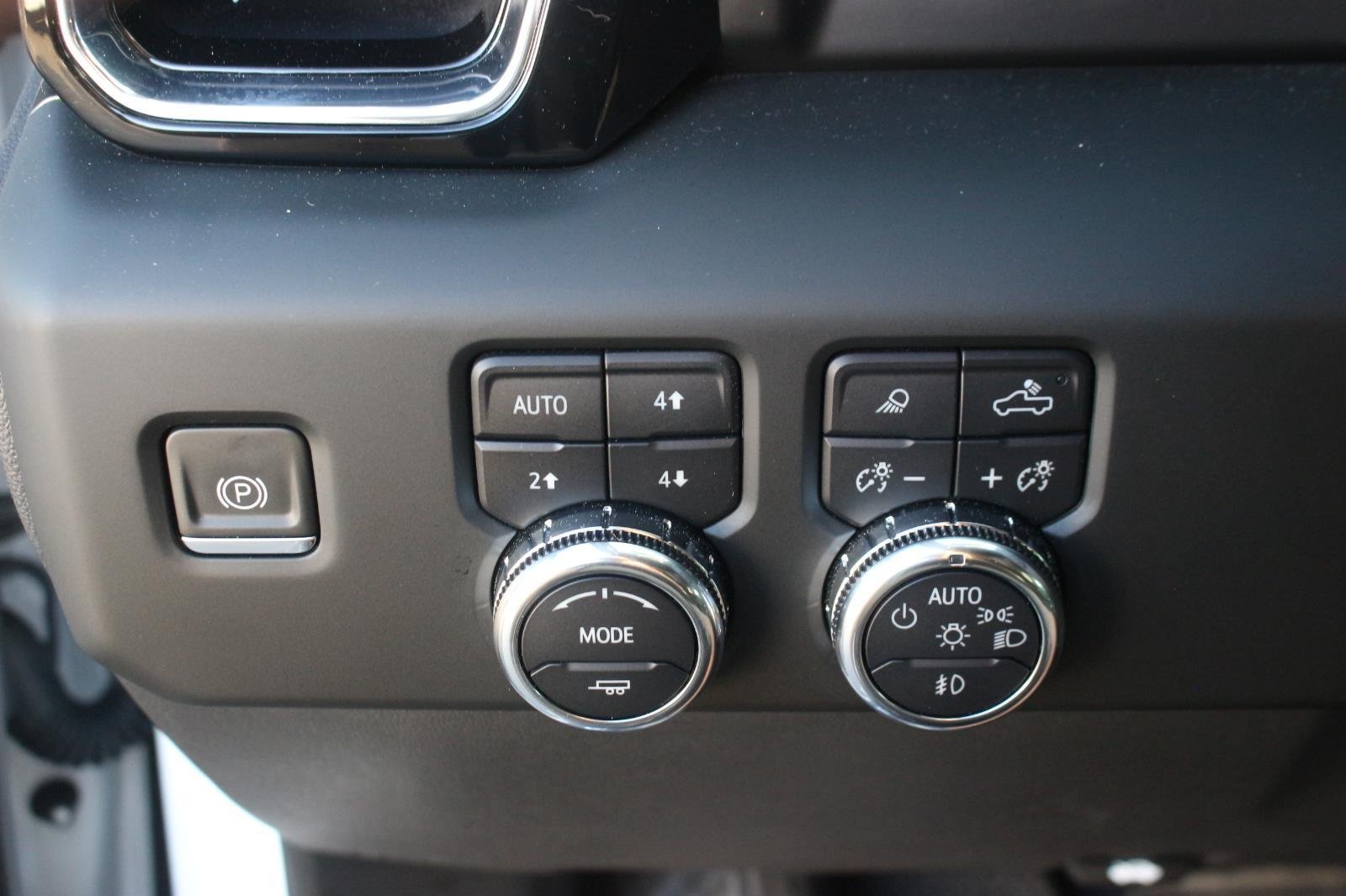 Used 2023 Summit White GMC Denali image 29