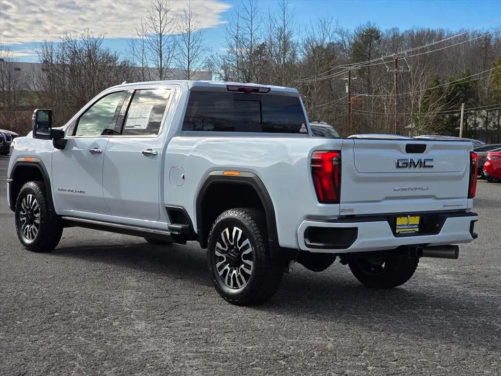New 2026 Glacier White Tricoat GMC Denali Ultimate image 19