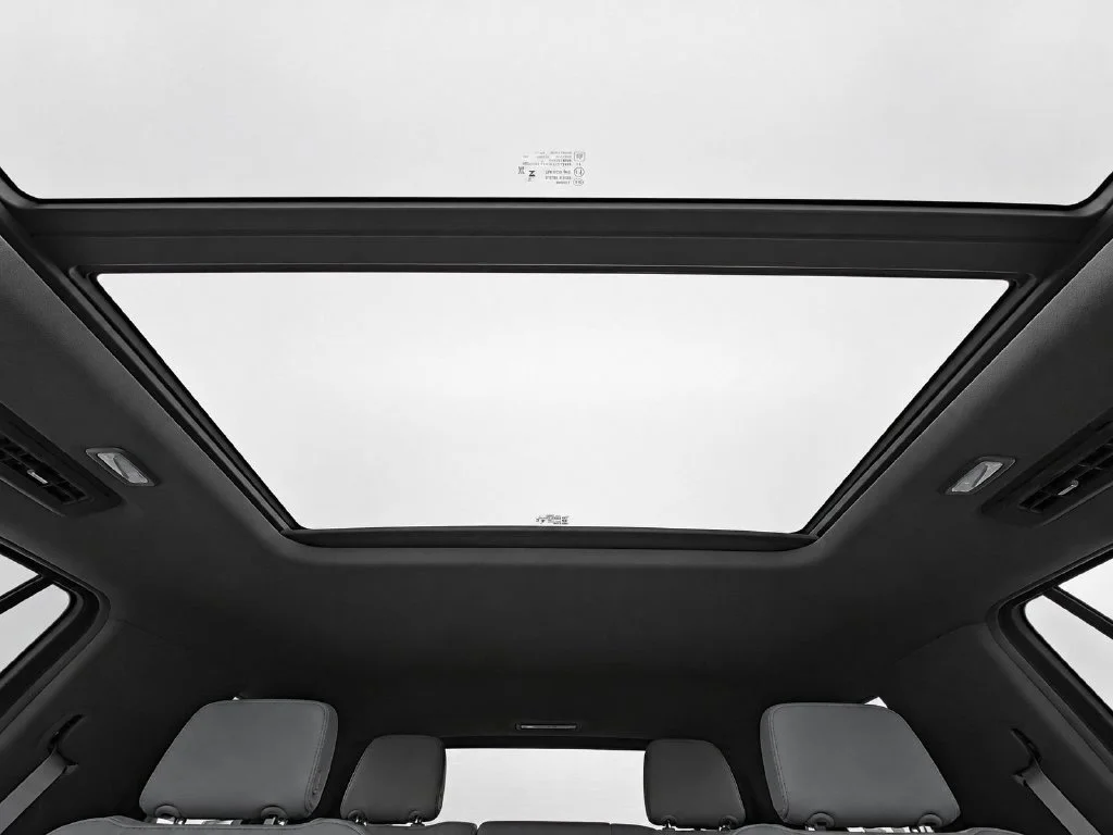 New 2027 Black Chevrolet Z71 image 23